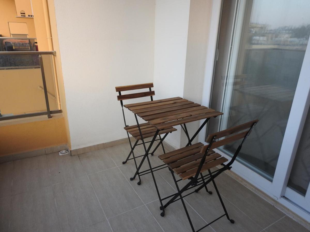Alp Apartment Famagusta  Bagian luar foto