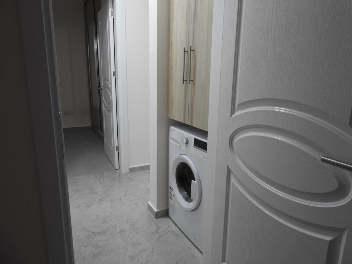 Alp Apartment Famagusta  Bagian luar foto