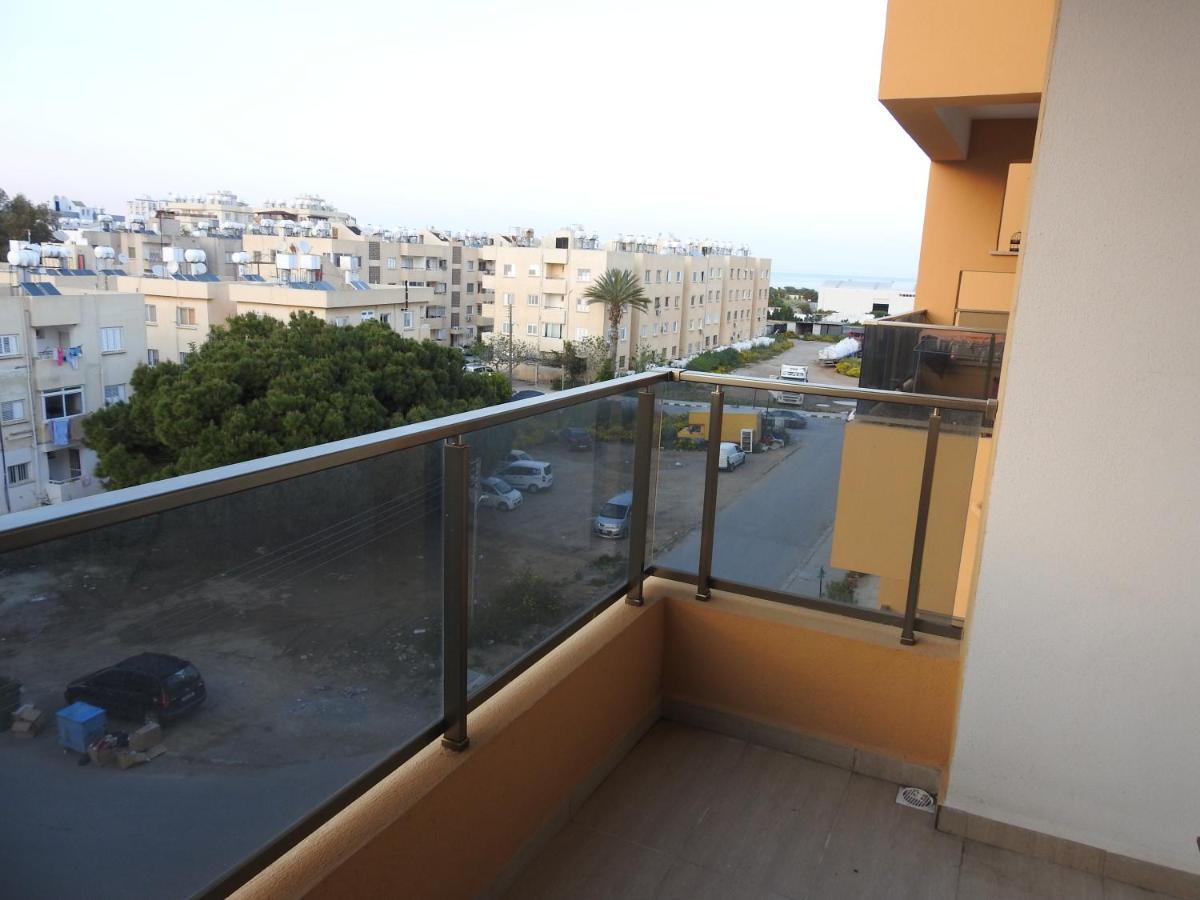 Alp Apartment Famagusta  Bagian luar foto